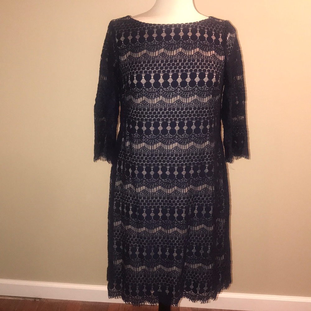 DB established 1962 Dress